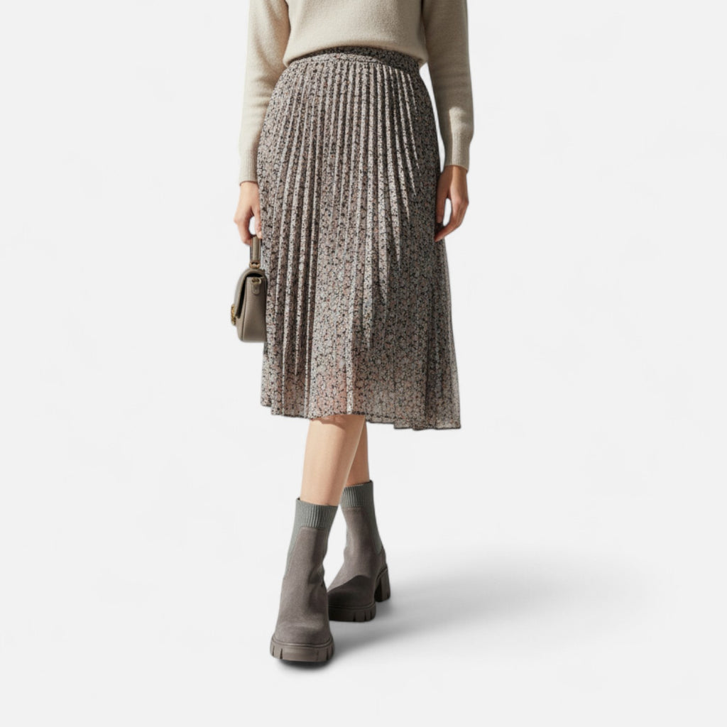 Orvelle Club | Women’s Suede Chelsea Boots Elevated Elegance